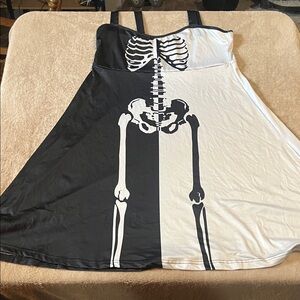 Skeleton Print Black and White Chemise